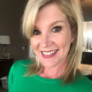 Meet your Posher, Pam